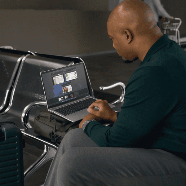 Laptop HP Notebook 14" EB 840