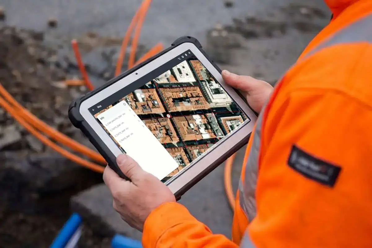Field Service Management Software for Telecommunications | OverIT