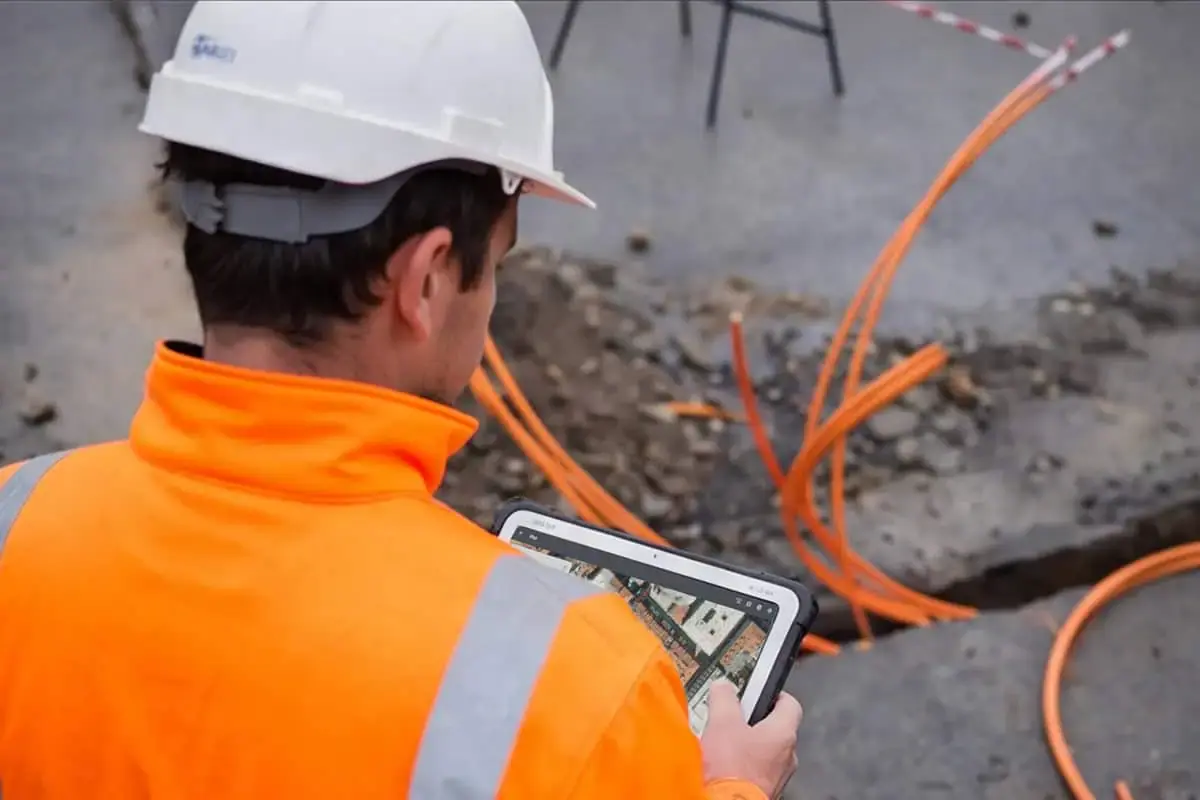 Field Service Management Software for Telecommunications | OverIT
