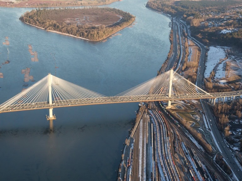 TReO tolling photo of bridge over water