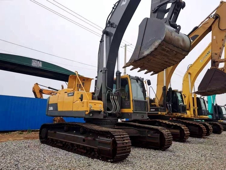Used Volvo EC360BLC EC360 Excavator in Good Condition - Image 4