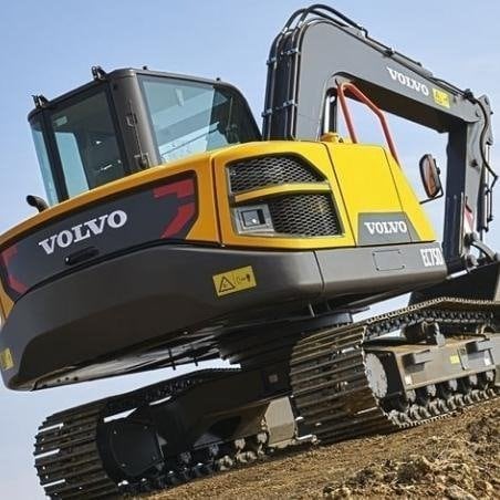 Good Condition Crawler Excavator Used Volvo EC75D 7.5ton - Image 2