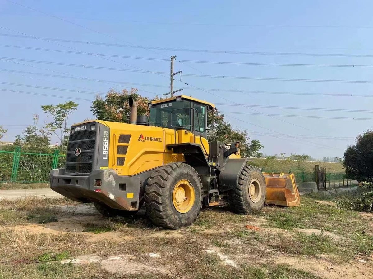 Used SDLG LG956F Second Hand Wheel Loader Front End Loader - Image 2