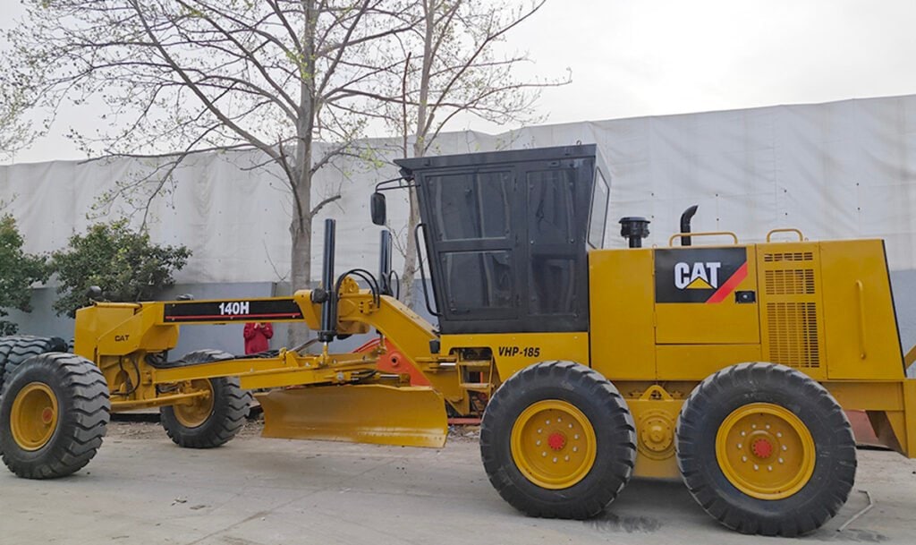 cat 140h motor grader 13