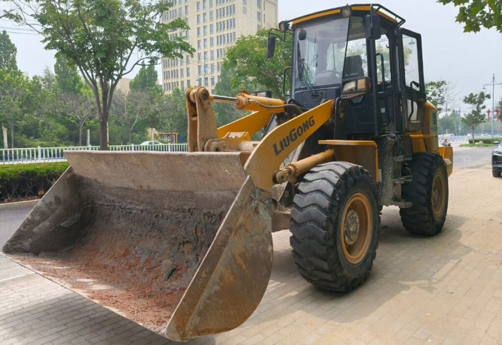 loader article 81