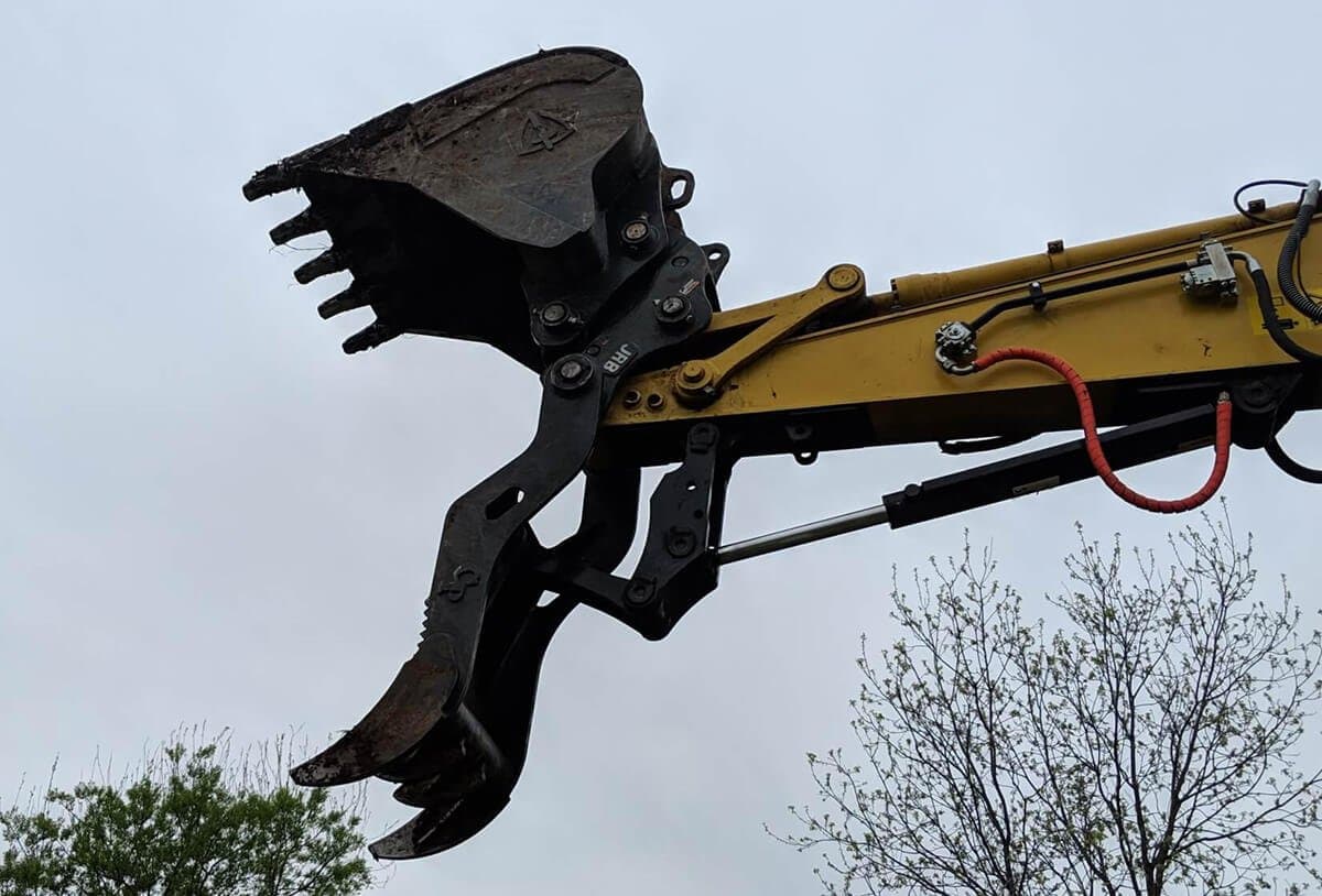 excavator thumb