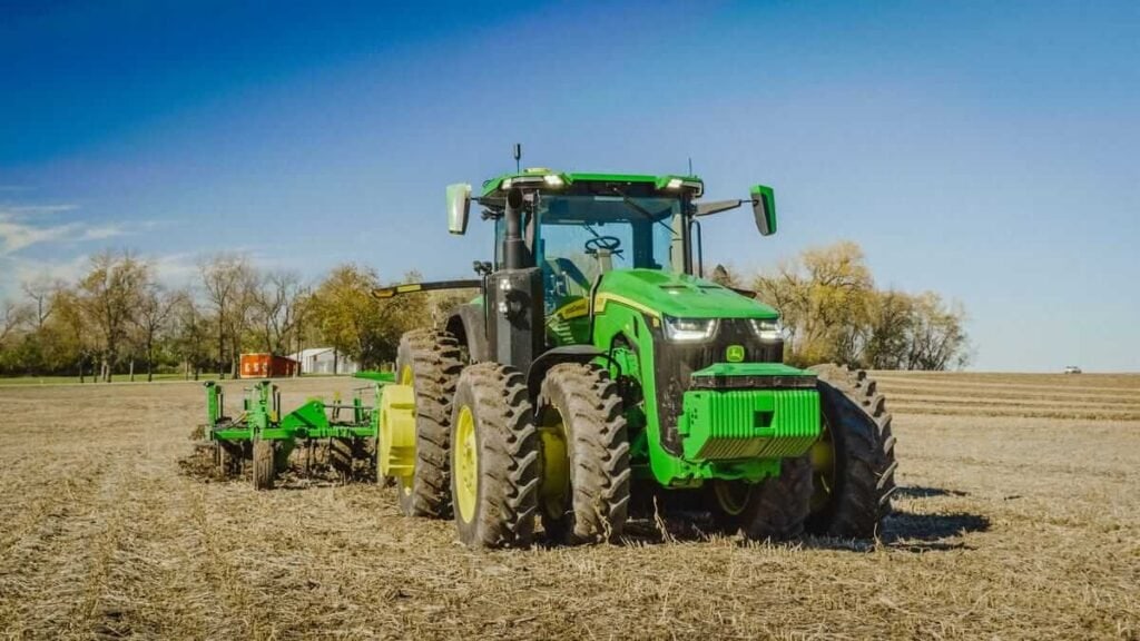 john deere autonomous self driving tractor 1009701