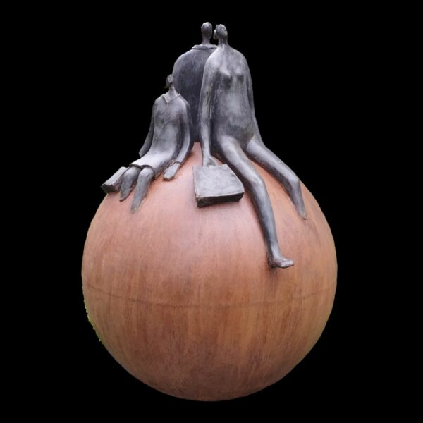 Palla con figure; Paolo Staccioli