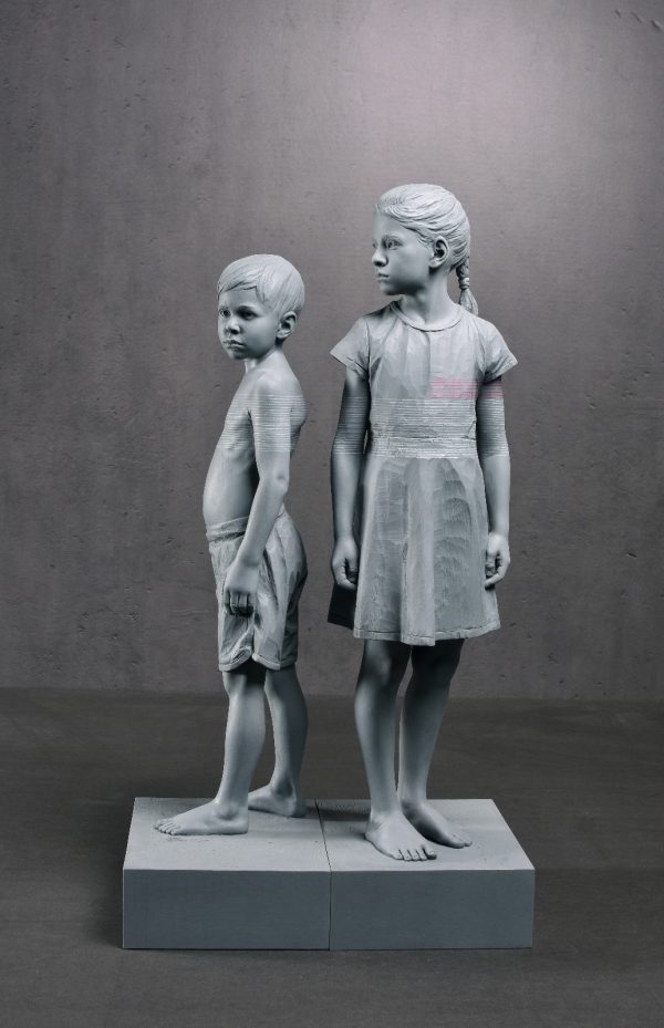 United and indipendent 69x29x38 cm
