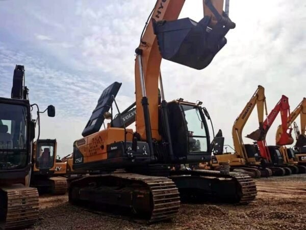 Used Hyundai 275Lvs Second hand Excavator Machine in Stock - Image 4