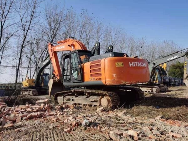90％ New Used Hitachi ZX250H Excavator with Cheap Price in Stock - Image 3