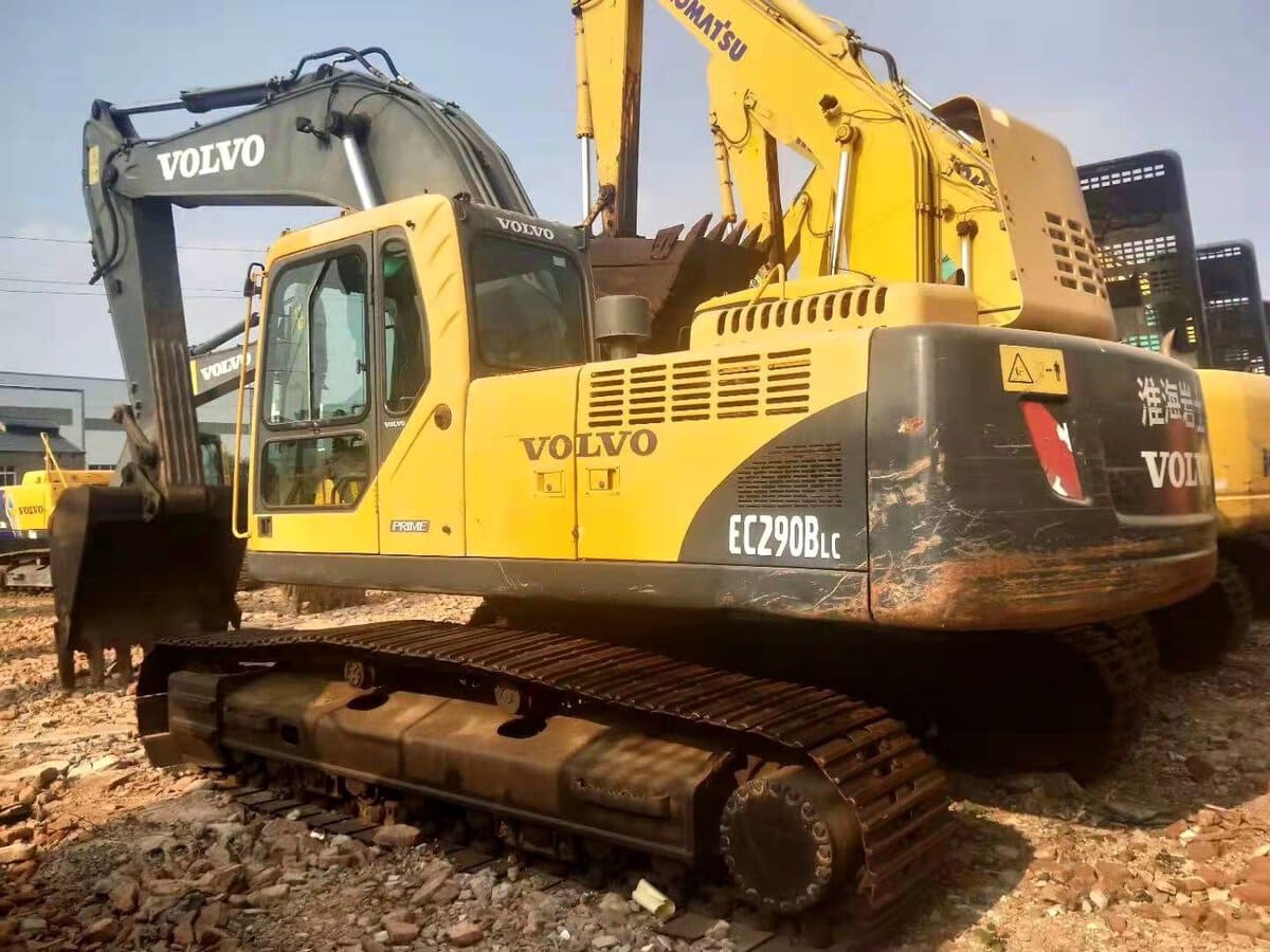 Medium Crawler Second-hand Volvo EC290 Excavator in Low Price - Image 2