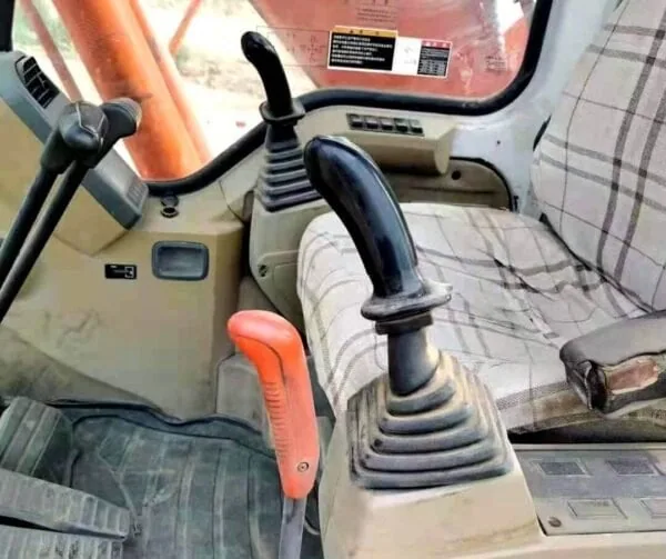 Used Doosan DH150 Second hand Excavator Original Korean Hydraulic Machine - Image 4