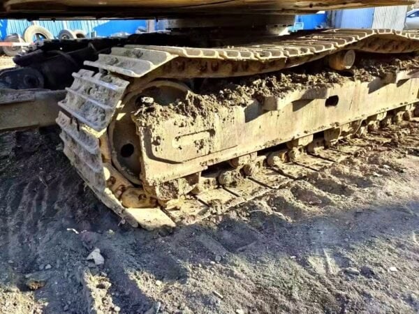 Secondhand Volvo EC80D Small Hydralic used Crawler Excavator in Stock on Sale - Image 4