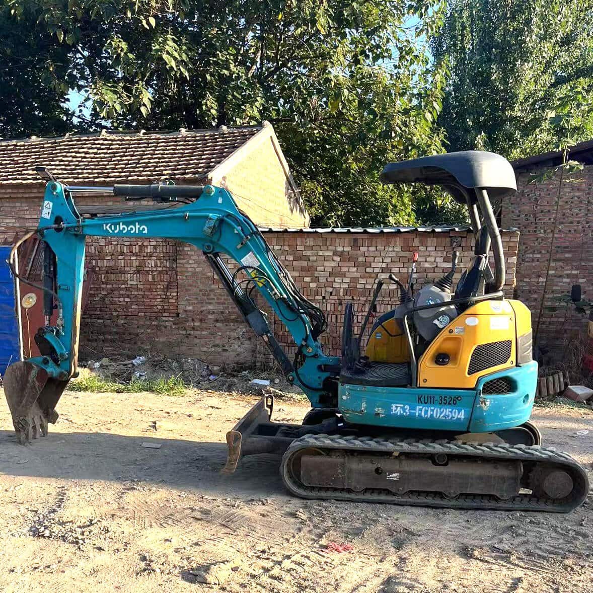 Used Kubota U30 Excavator For Sale Original Color Second-Hand Mini Digger - Image 4