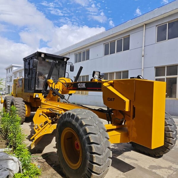 Used CAT 120K Motor Grader Caterpillar for Sale in Good Condition - Image 4