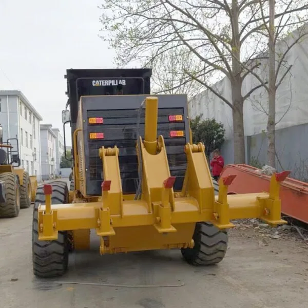 High-Performance Used CAT 140H Motor Grader for Efficient Road Construction - Image 2
