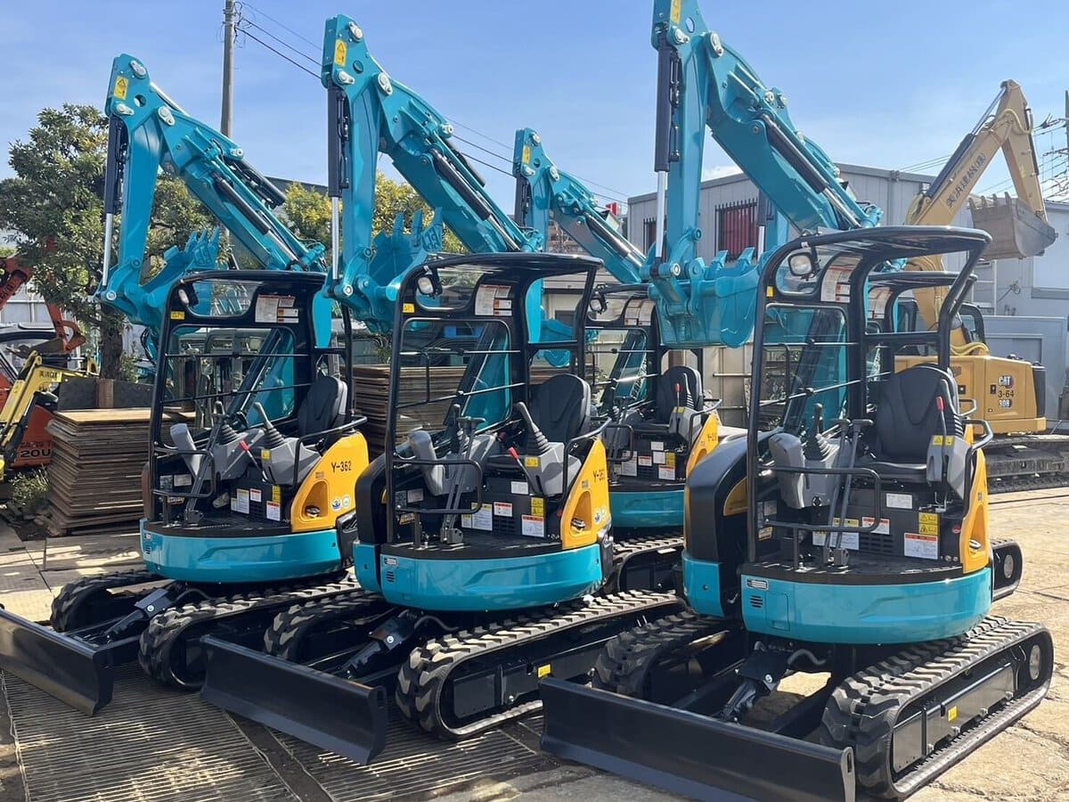 kubota excavators models