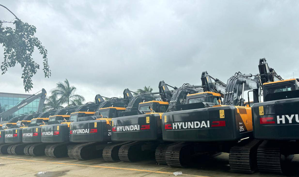excavator industry
