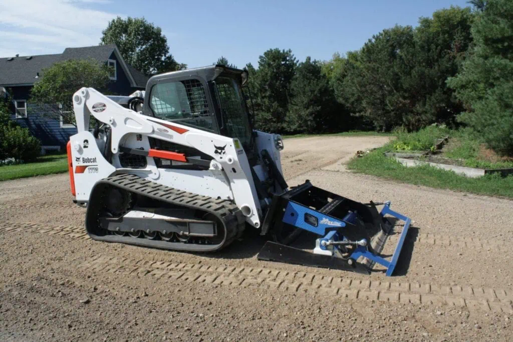 Picture greater bar on bobcat ID 580119 scaled 1