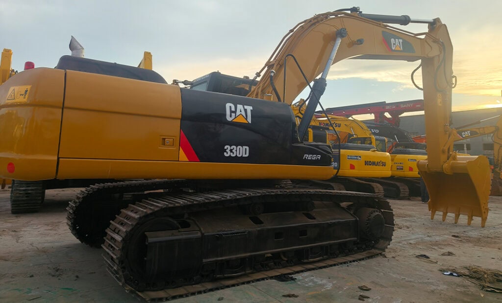 Cat 330 vs 336