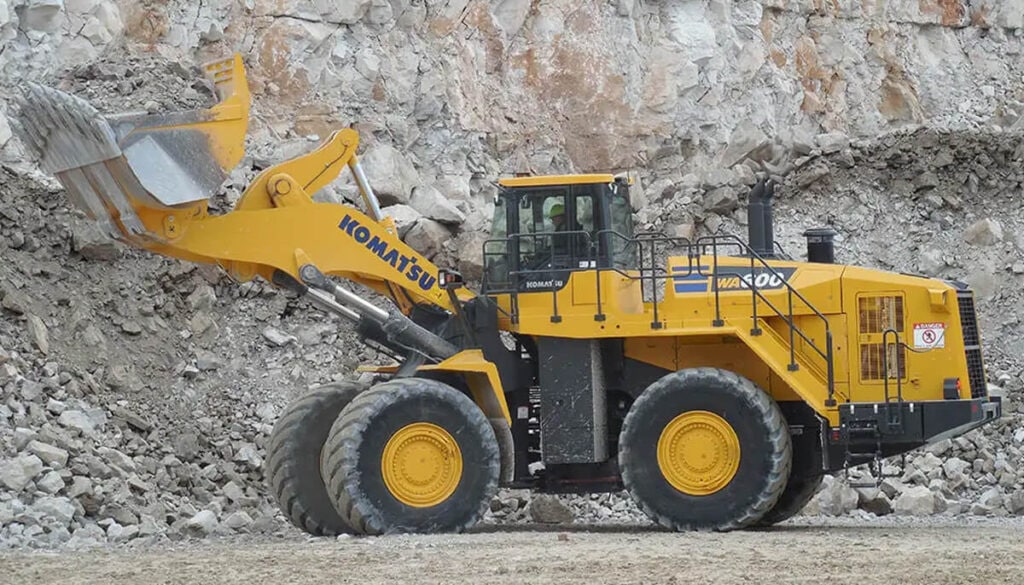 Komatsu WE2350 loader 6