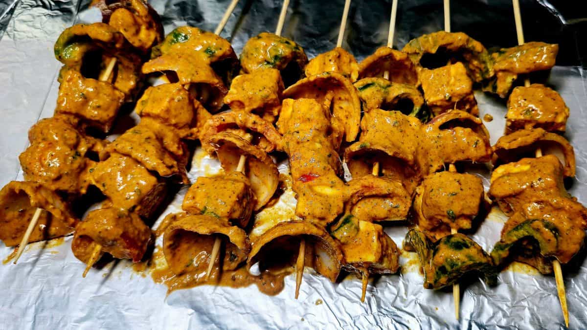 Paneer Tikka Recipe step four Paneer Tikka Recipe step four place them in skewers