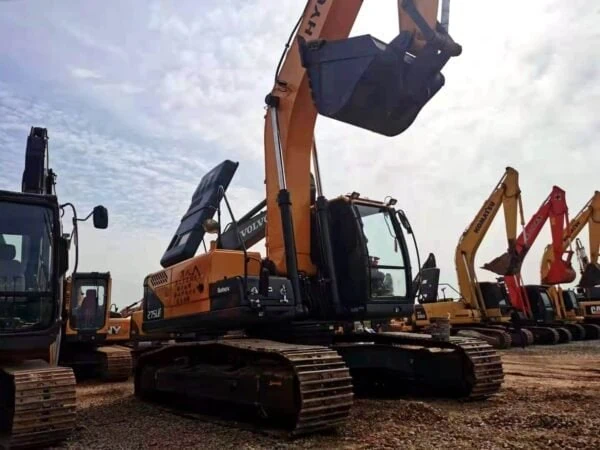 Used Hyundai 275Lvs Second hand Excavator Machine in Stock - Image 4