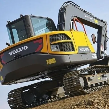 Good Condition Crawler Excavator Used Volvo EC75D 7.5ton - Image 2