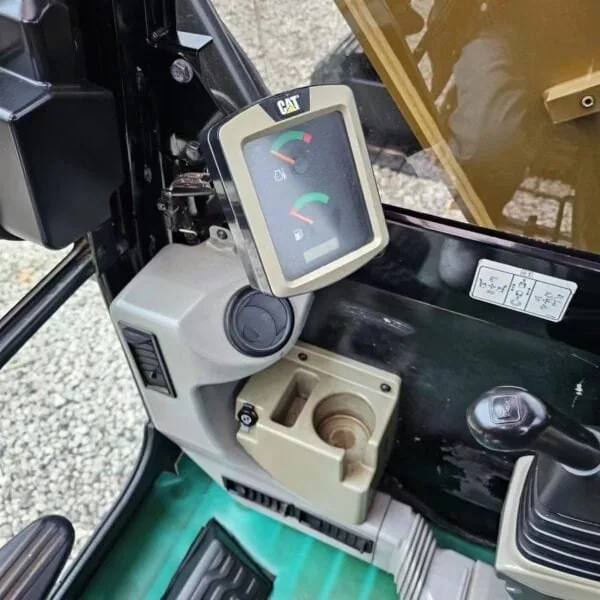 Used Volvo EC60D Hydraulic Excavator in Stock for Sale - Image 3