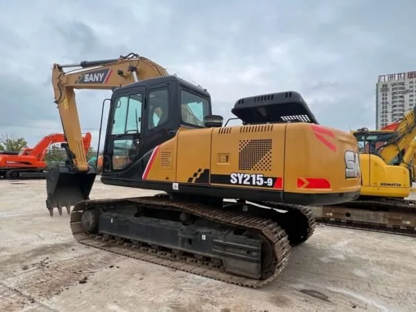 Used Sany215 Sany SY215C Crawler Excavator Available in Stock for Sale - Image 2