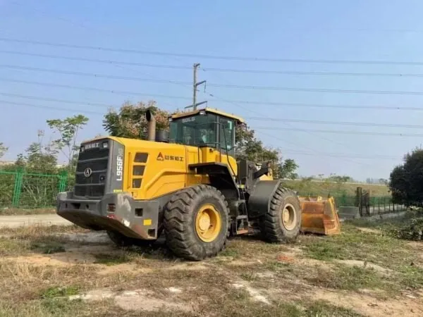 Used SDLG LG956F Second Hand Wheel Loader Front End Loader - Image 2