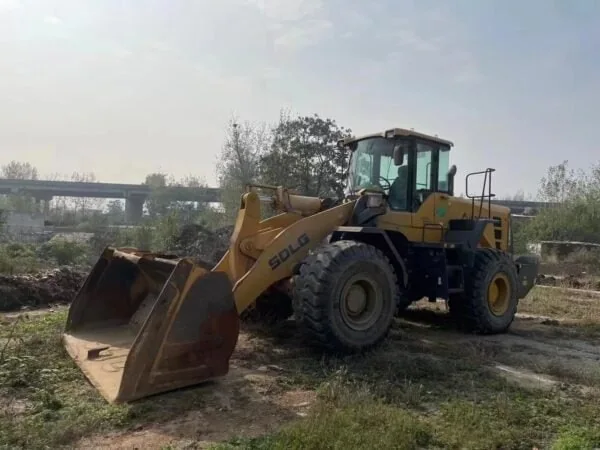Used SDLG LG956F Second Hand Wheel Loader Front End Loader - Image 4