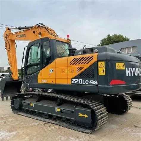 Used Wheeled Excavator Hyundai R210W-9S For Sale R210W R210W-9 - Image 3