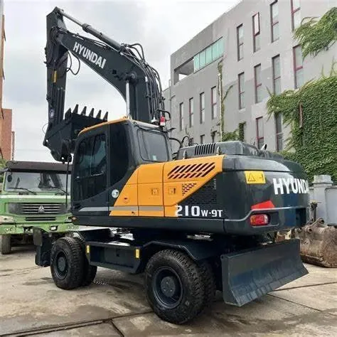 Used Wheeled Excavator Hyundai R210W-9S For Sale R210W R210W-9 - Image 4