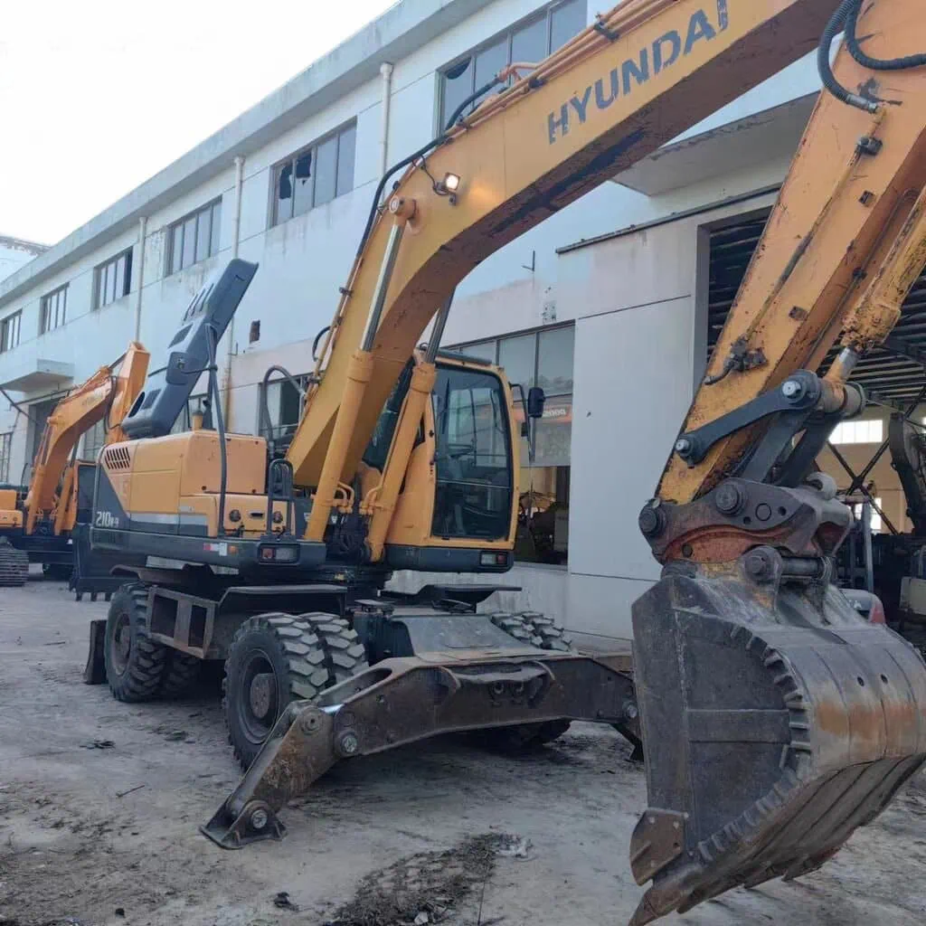 Used Wheeled Excavator Hyundai R210W-9S