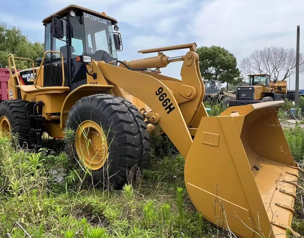 loader article 13