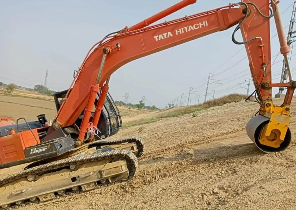 Excavator Compactor