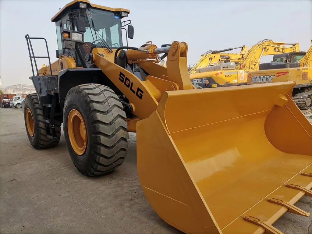 undercarriage of used loader