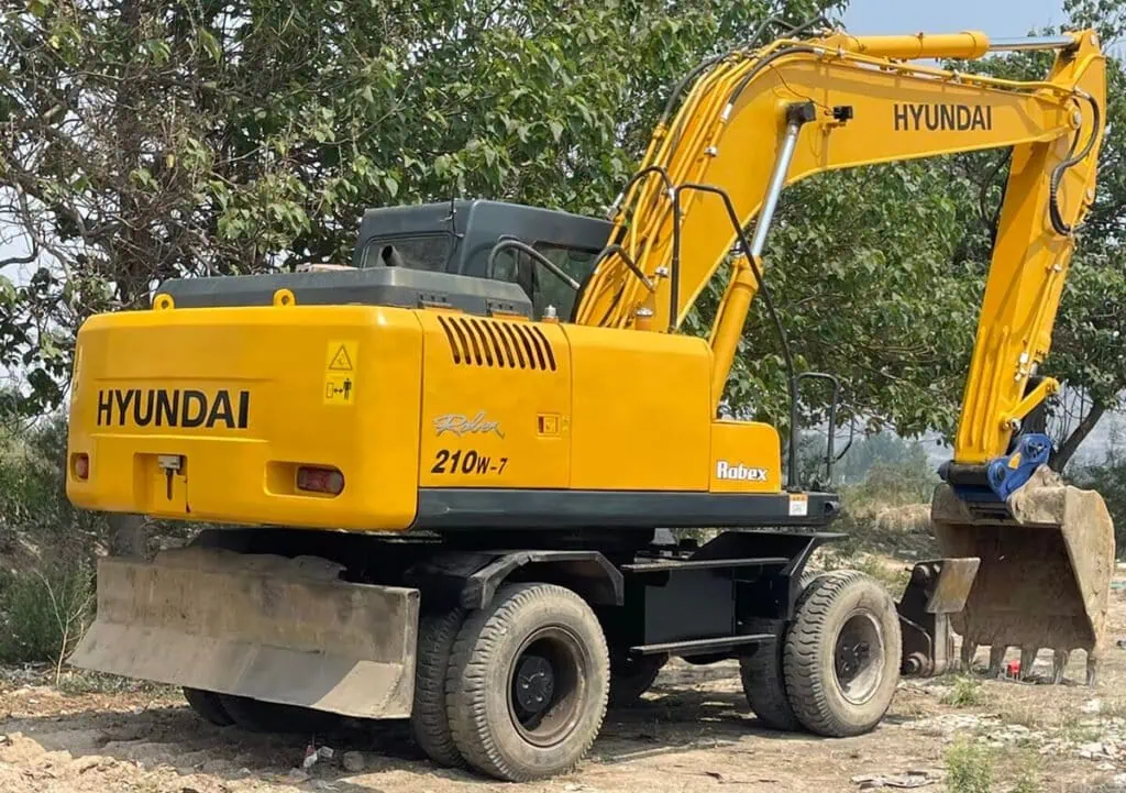 excavator article 12