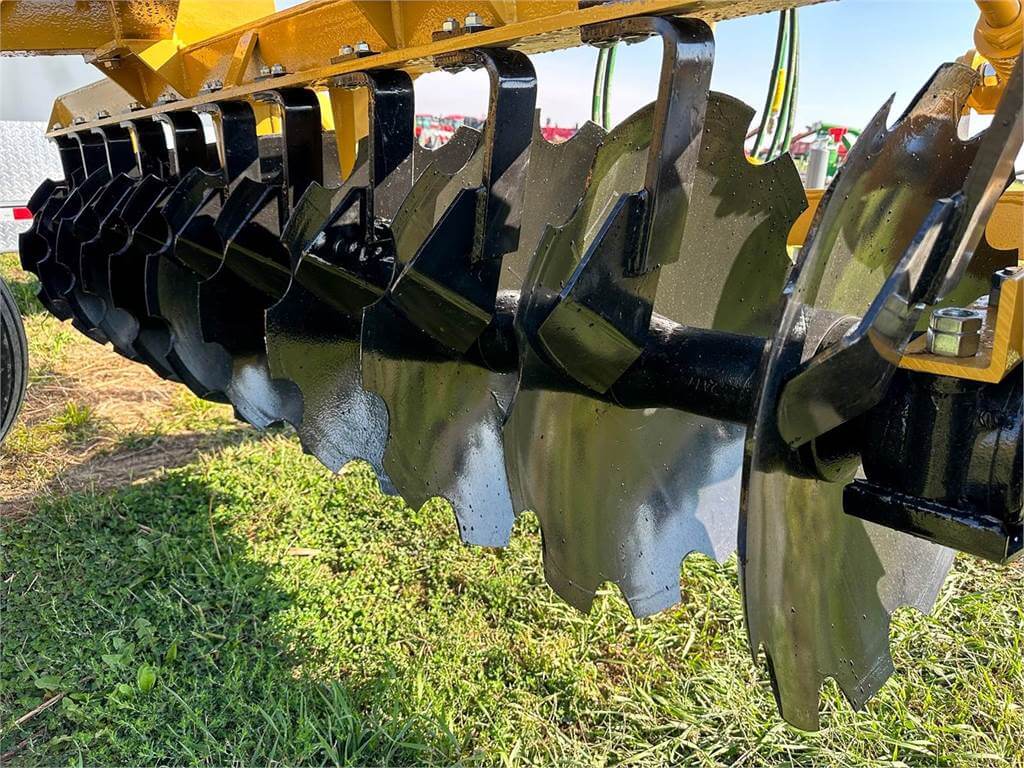 wheel loader disc harrow