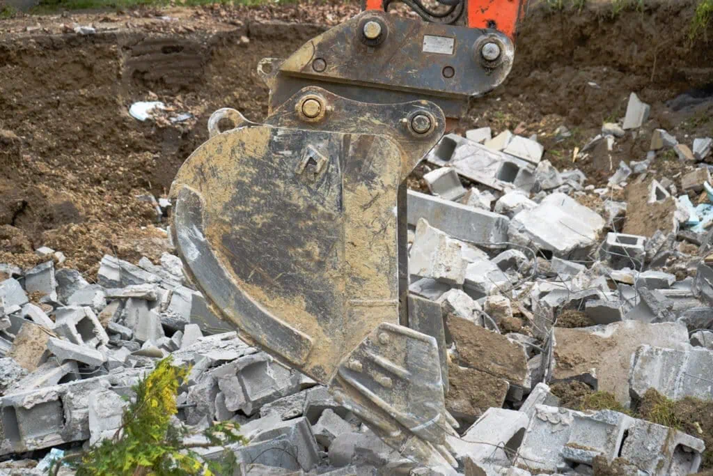 Heavy Duty Excavator Bucket Edit Cropped 1