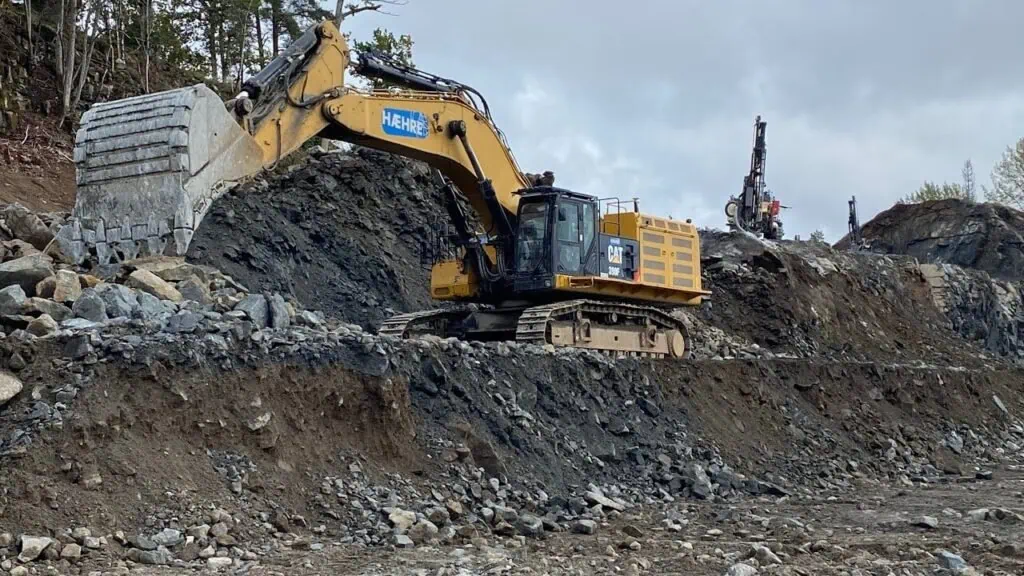 bench excavation 7