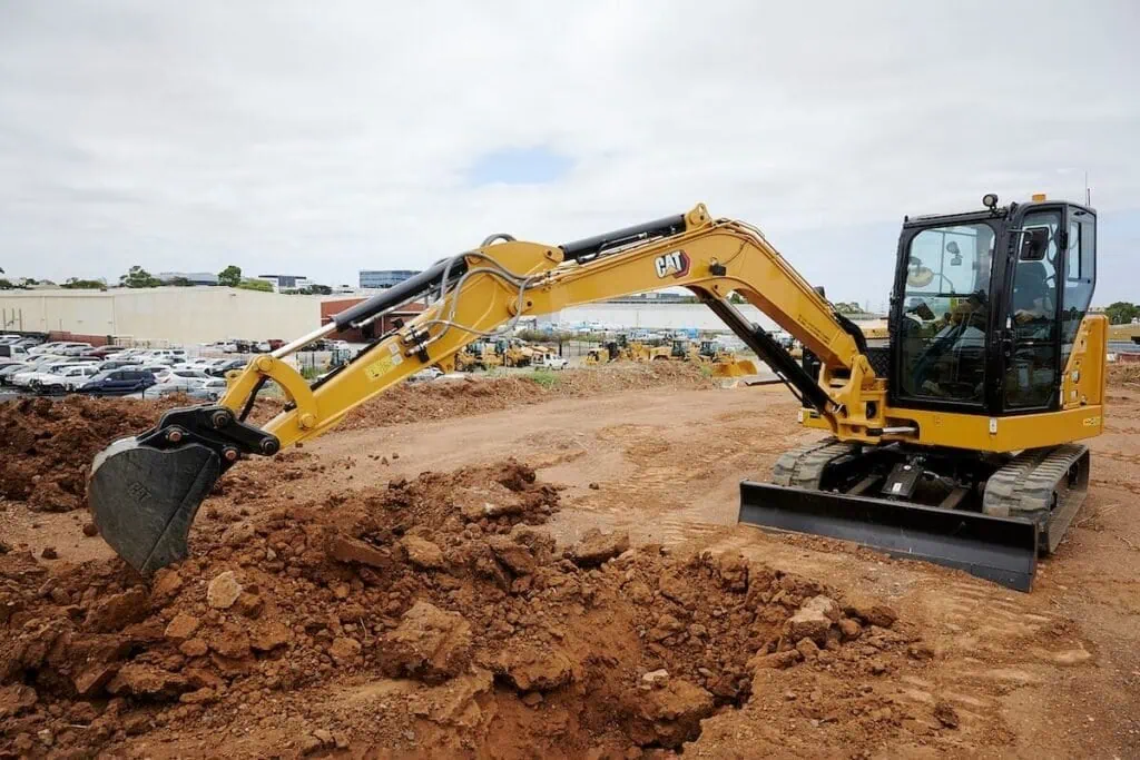 mini excavator lifting capacity 5