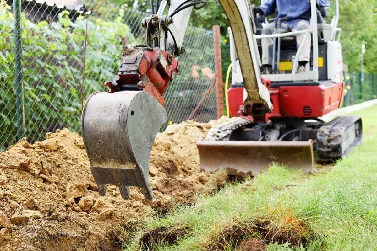 mini excavator for landscaping