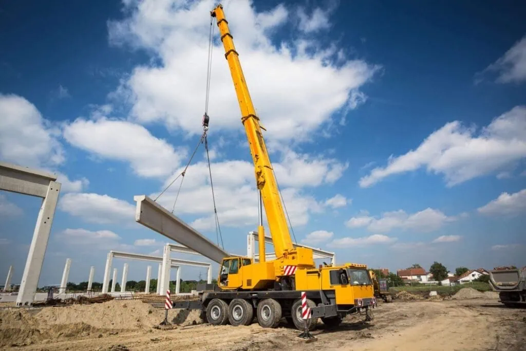 A Guide to Mobile Cranes in the Construction Industry Heavy Equipment Colleges of america scaled 1