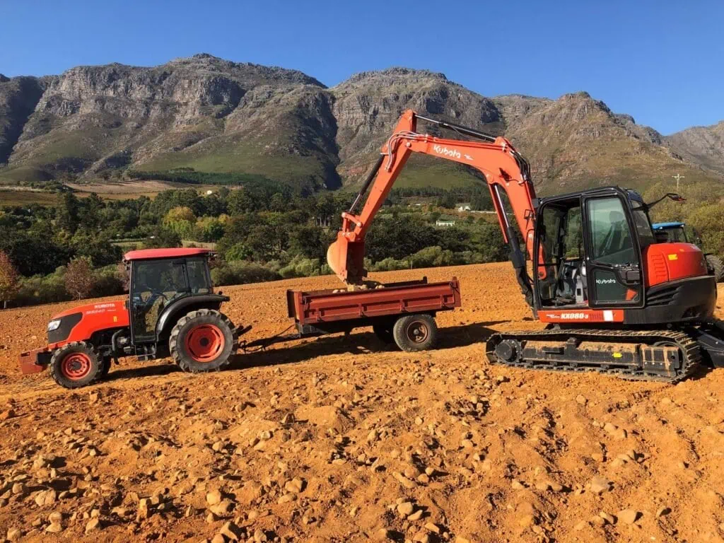 Mini Excavator Comparison 7