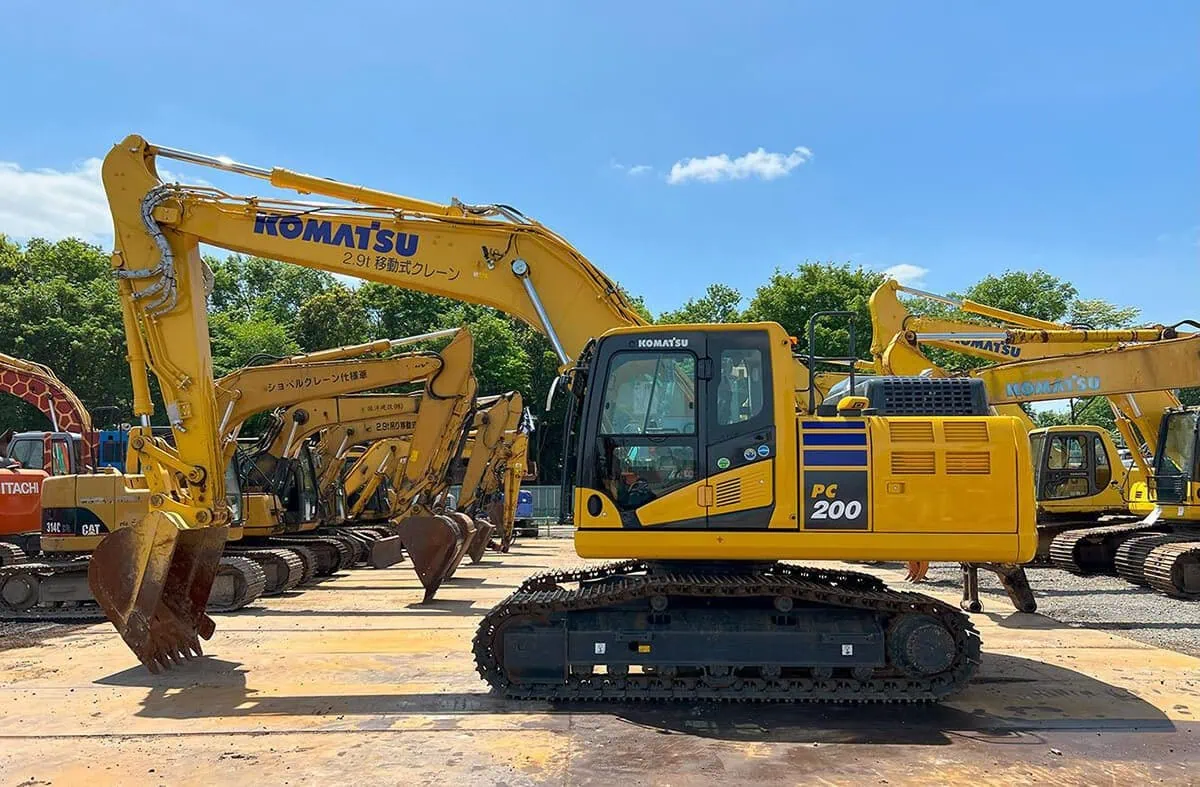 excavator size and weight