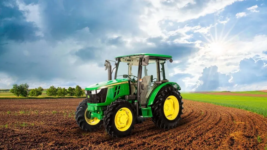 10 Uses of Tractors