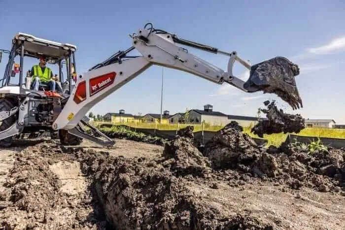 bobcat excavator size 4